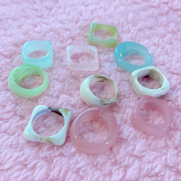 New 10pc Stylish Pastel Fashion Rings Jewelry Bundle, Stackable Rings - Picture 7 of 15